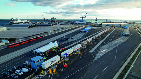 Chargement ferroviaire horizontal sur le port de sète